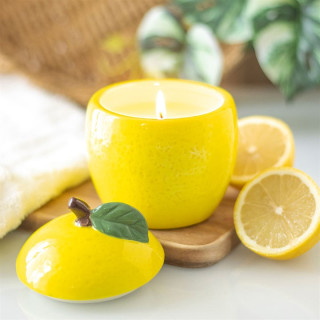وعاء شمعة معطرة بتصميم ليمونة