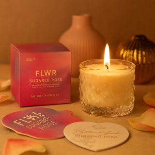 شمعة معطرة – بتلات الورد المحلاة  100 غرام