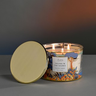 شمعة معطرة بثلاث فتائل – عبير نباتي ومنعش – الإبحار في الأزور – 369 غرام
