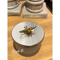 صندوق اكسسوارات  -  مجسم نحلة