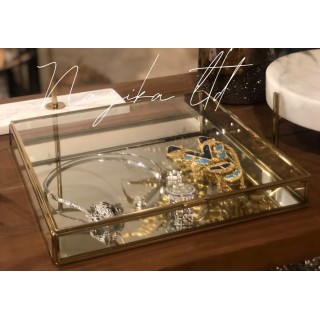 صندوق مجوهرات زجاجي باللون الذهبي أبعاد 4x30x30 سم 