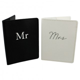 مجموعة غطاء جواز سفر أسود وأبيض - 'Mr & Mrs'